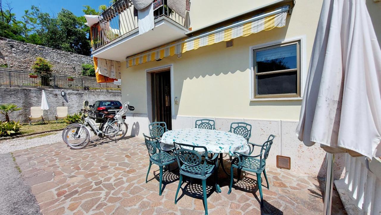 Narcisa Patio Apartment Bardolino Exterior foto